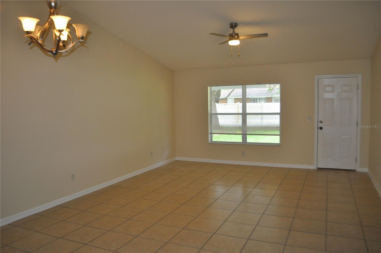 PALM COAST SEC 32 - Residential Lease