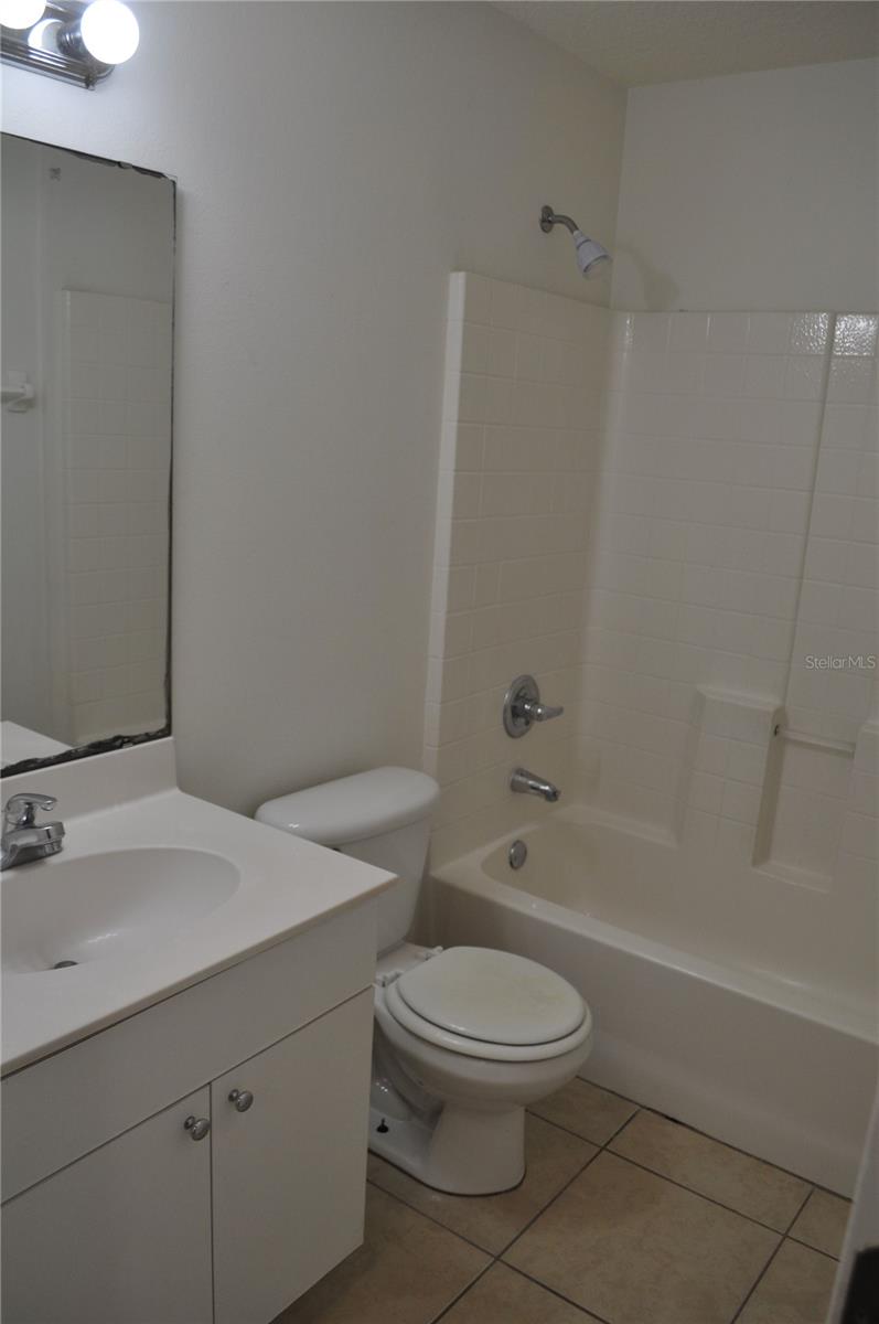 PALM COAST SEC 32 - Residential Lease