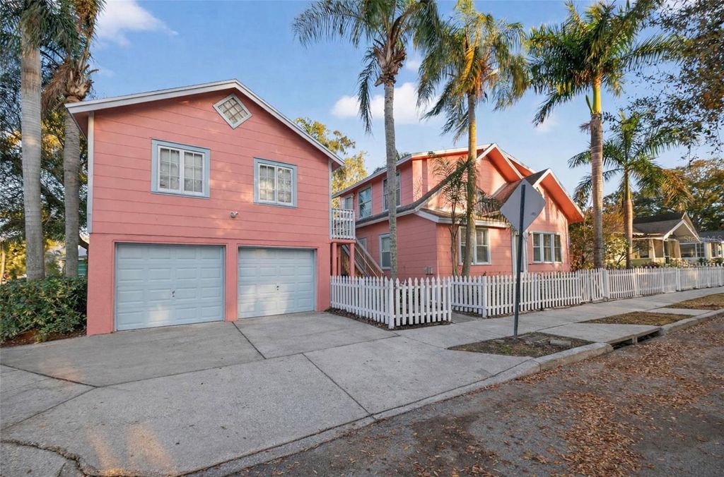 Photo of 1017 8th Street N, St Petersburg, FL 33701 (MLS # A4683377)