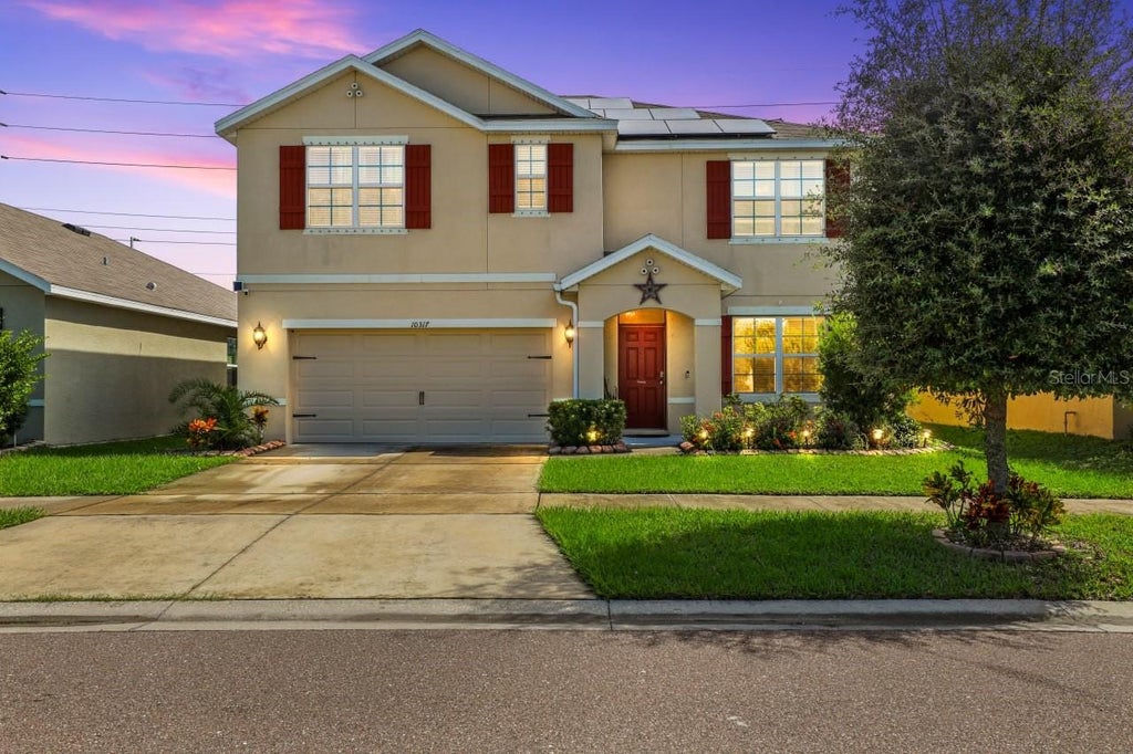 Photo of 10317 Geese Trail Circle, Ruskin, FL 33573 (MLS # TB8553036)