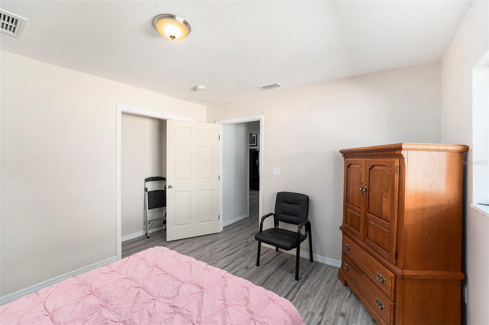 BOULEVARD PINES - Residential