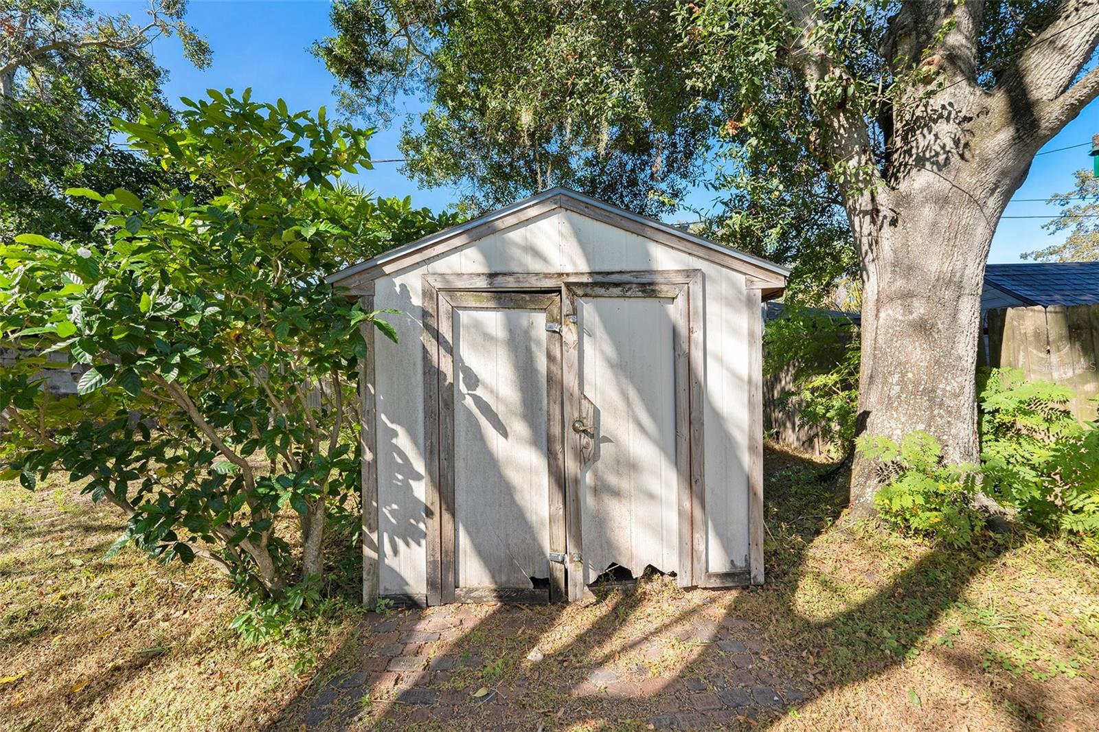 BOULEVARD PINES - Residential