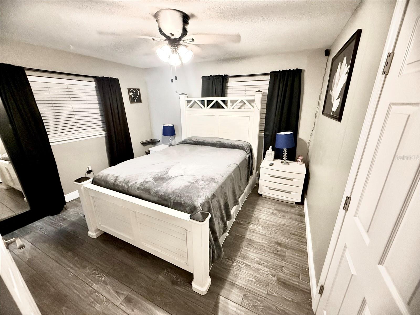 WINDSOR PARK FIRST UNIT - Residential