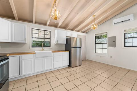 Tiny photo for 314 SE 2nd Street, Williston, FL 32696 (MLS # GC540401)