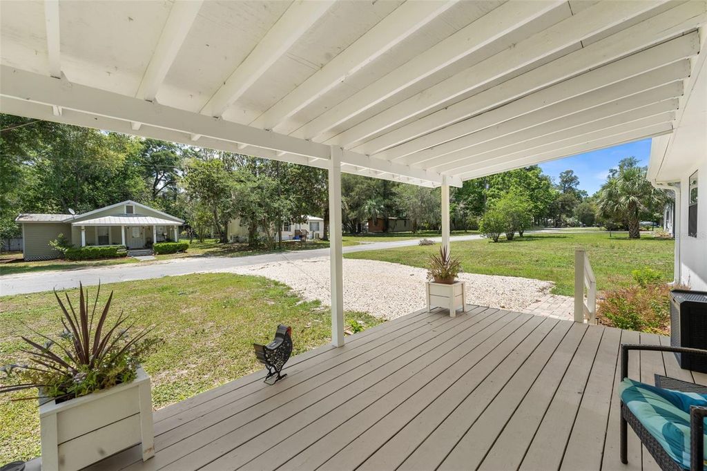 Photo of 314 SE 2nd Street, Williston, FL 32696 (MLS # GC540401)