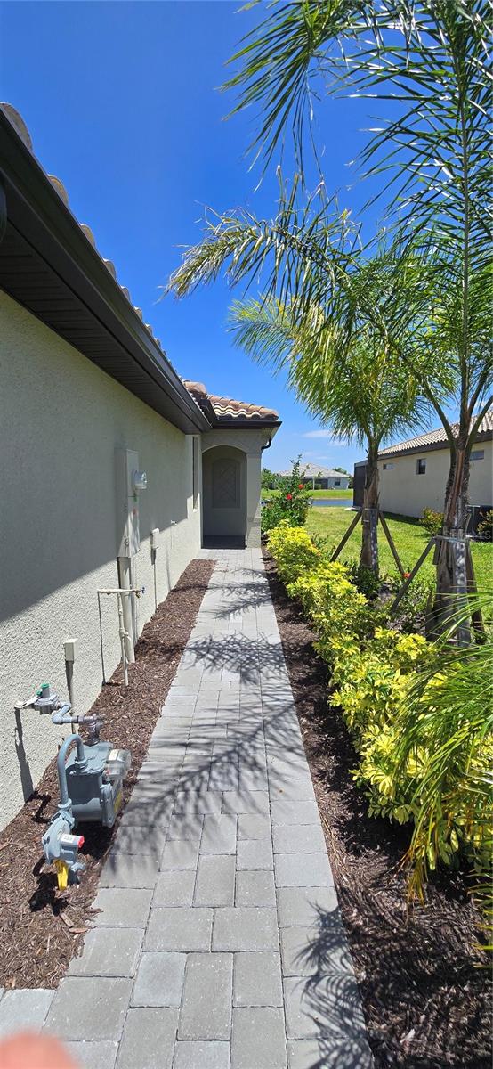 5307 CRYSTAL HARBOR COVE