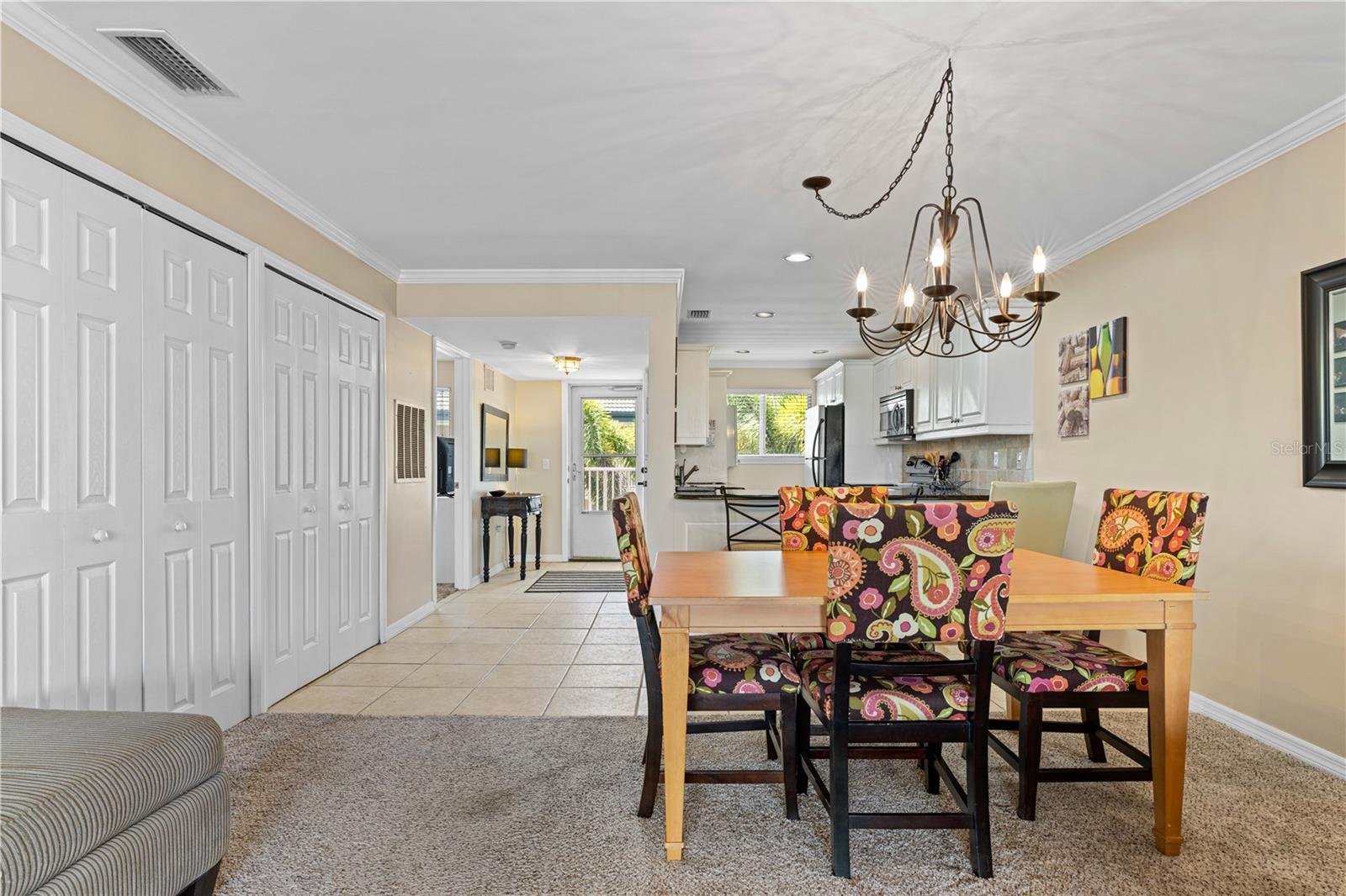 CHARLEVOI - Residential
