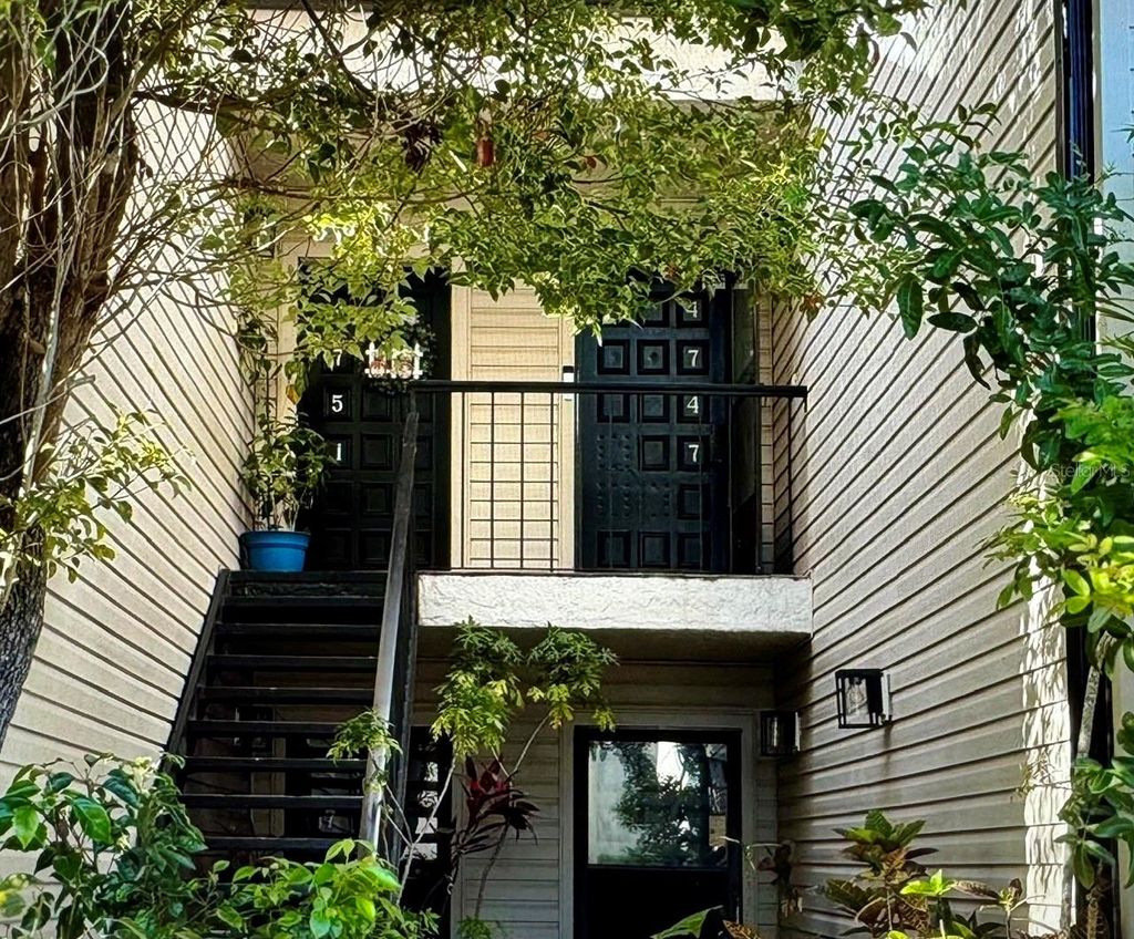 Photo of 4747 Puritan Circle #523, Tampa, FL 33617 (MLS # TB8508341)