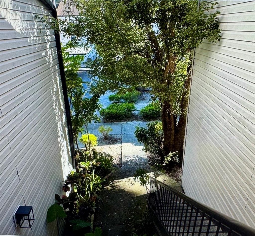 Photo of 4747 Puritan Circle #523, Tampa, FL 33617 (MLS # TB8508341)