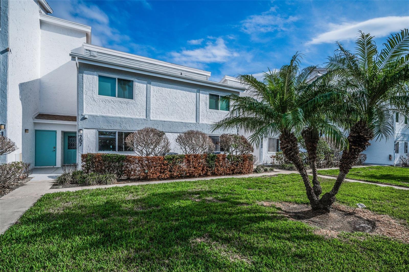 1451 GULF BOULEVARD 207