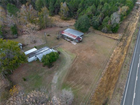 Photo of 29716 NW County Road 241, Alachua, FL 32615 (MLS # GC535916)