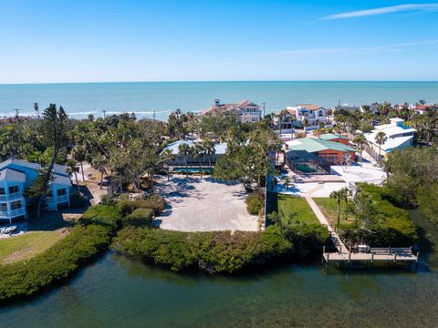 Photo of 18 N Casey Key Road, Osprey, FL 34229 (MLS # A4669083)
