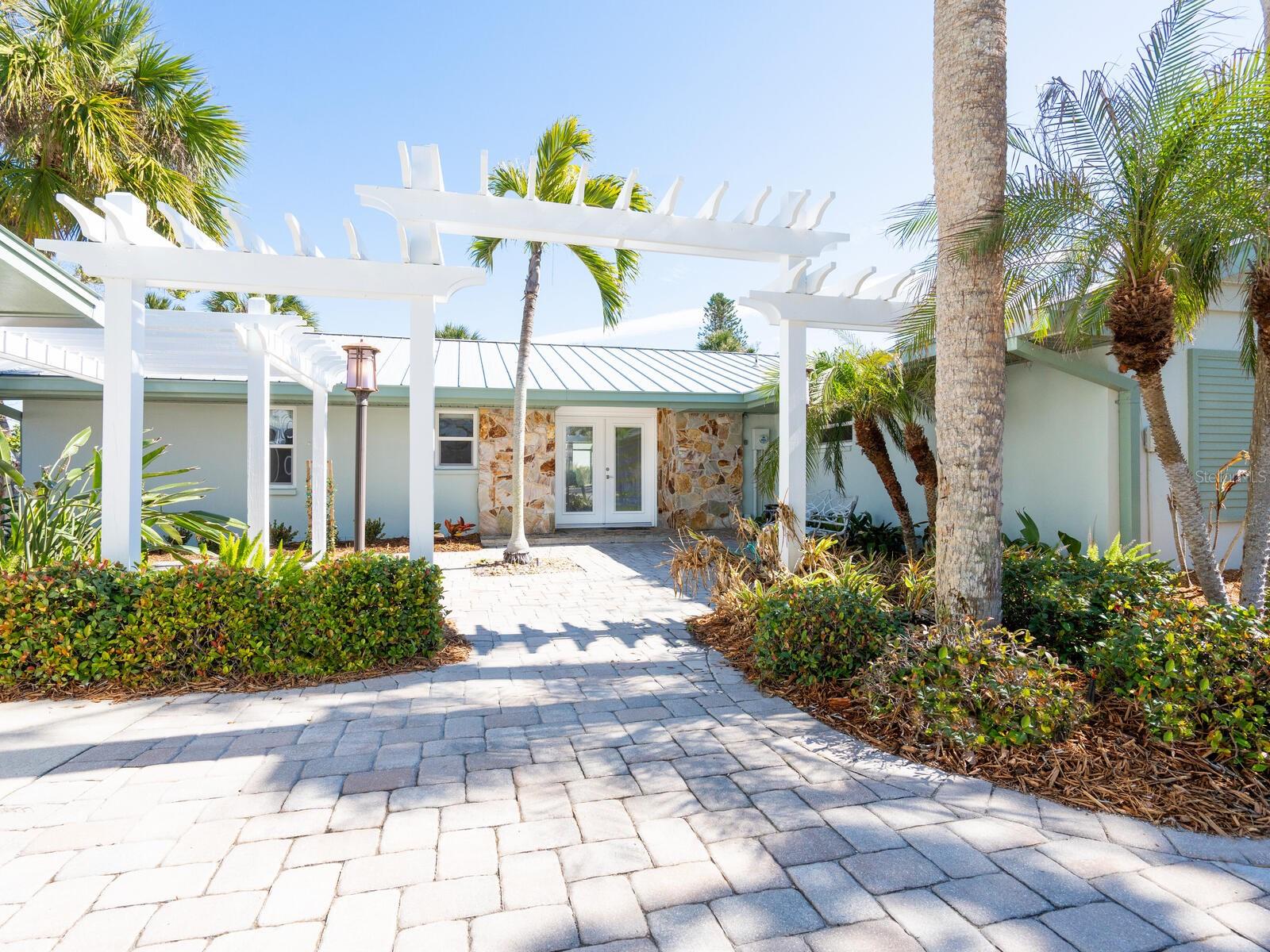 CASEY KEY - Residential