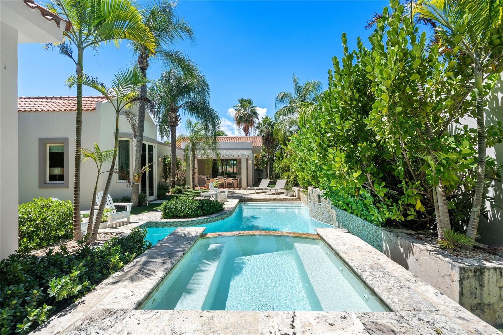 DORADO BEACH EAST - Residential