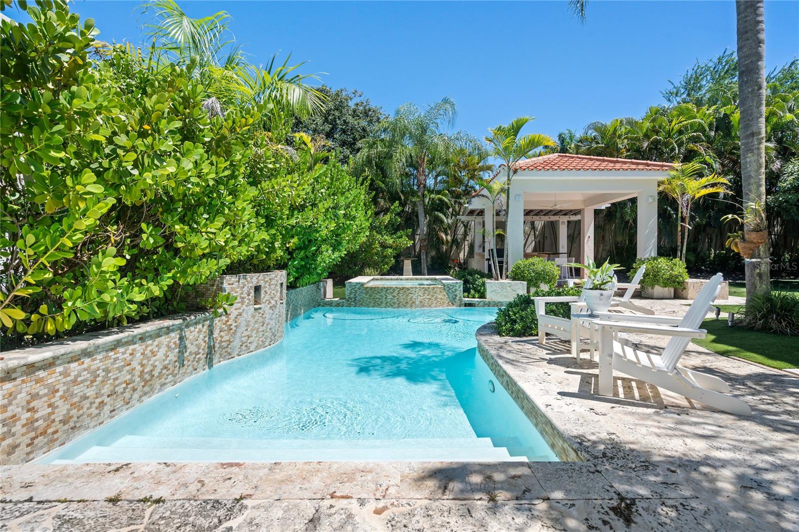 DORADO BEACH EAST - Residential