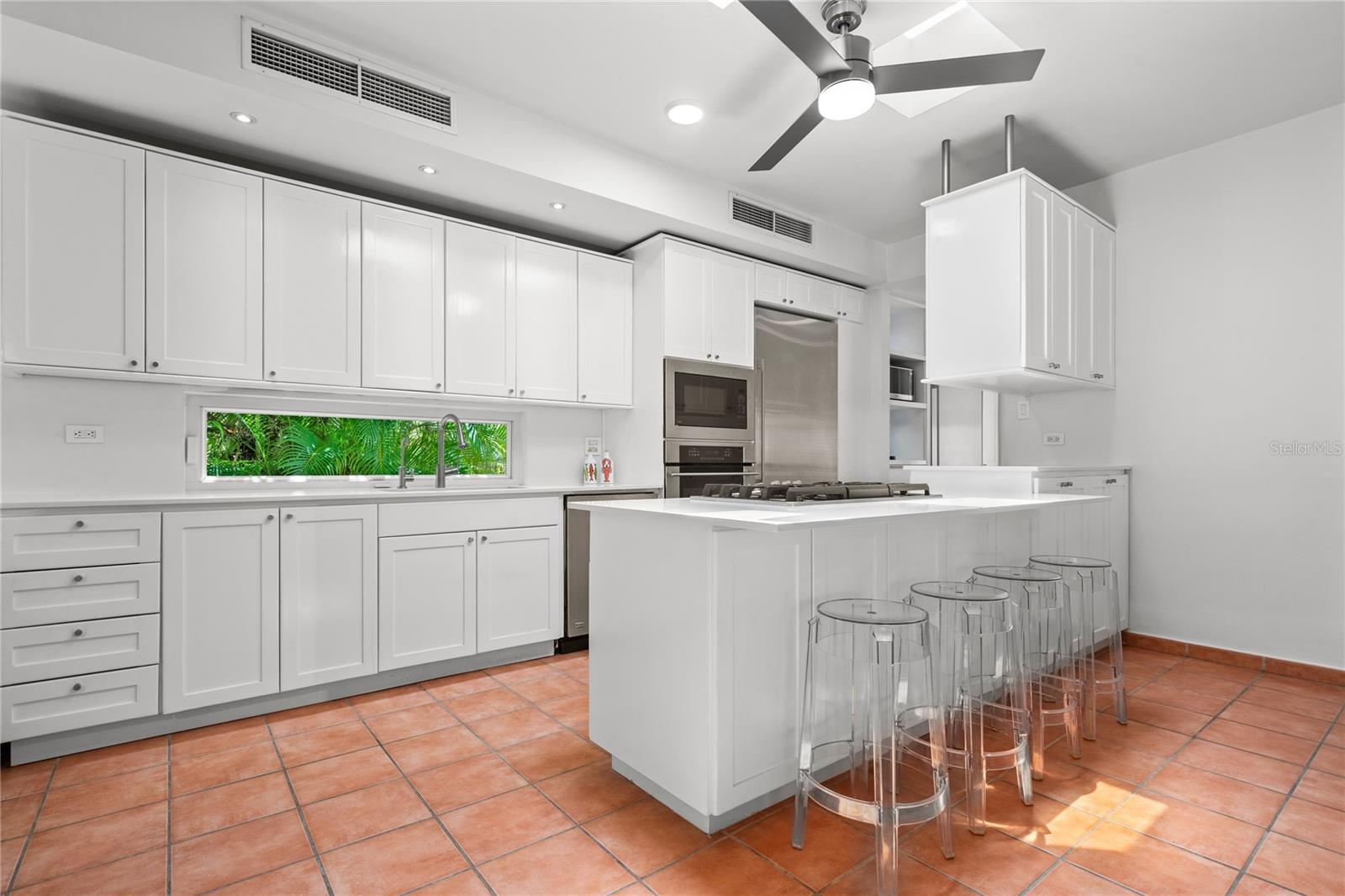 DORADO BEACH EAST - Residential