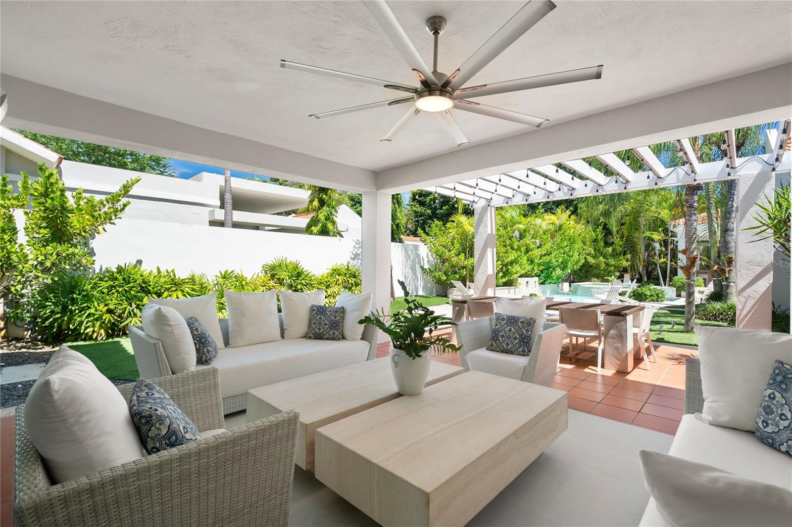 DORADO BEACH EAST - Residential