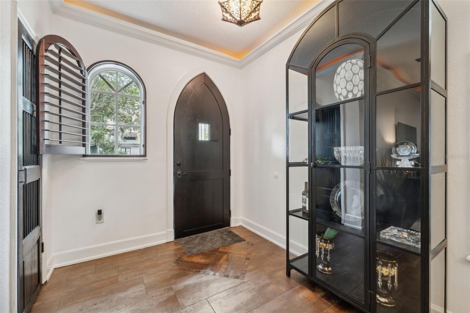 602 E LIVINGSTON STREET 3
