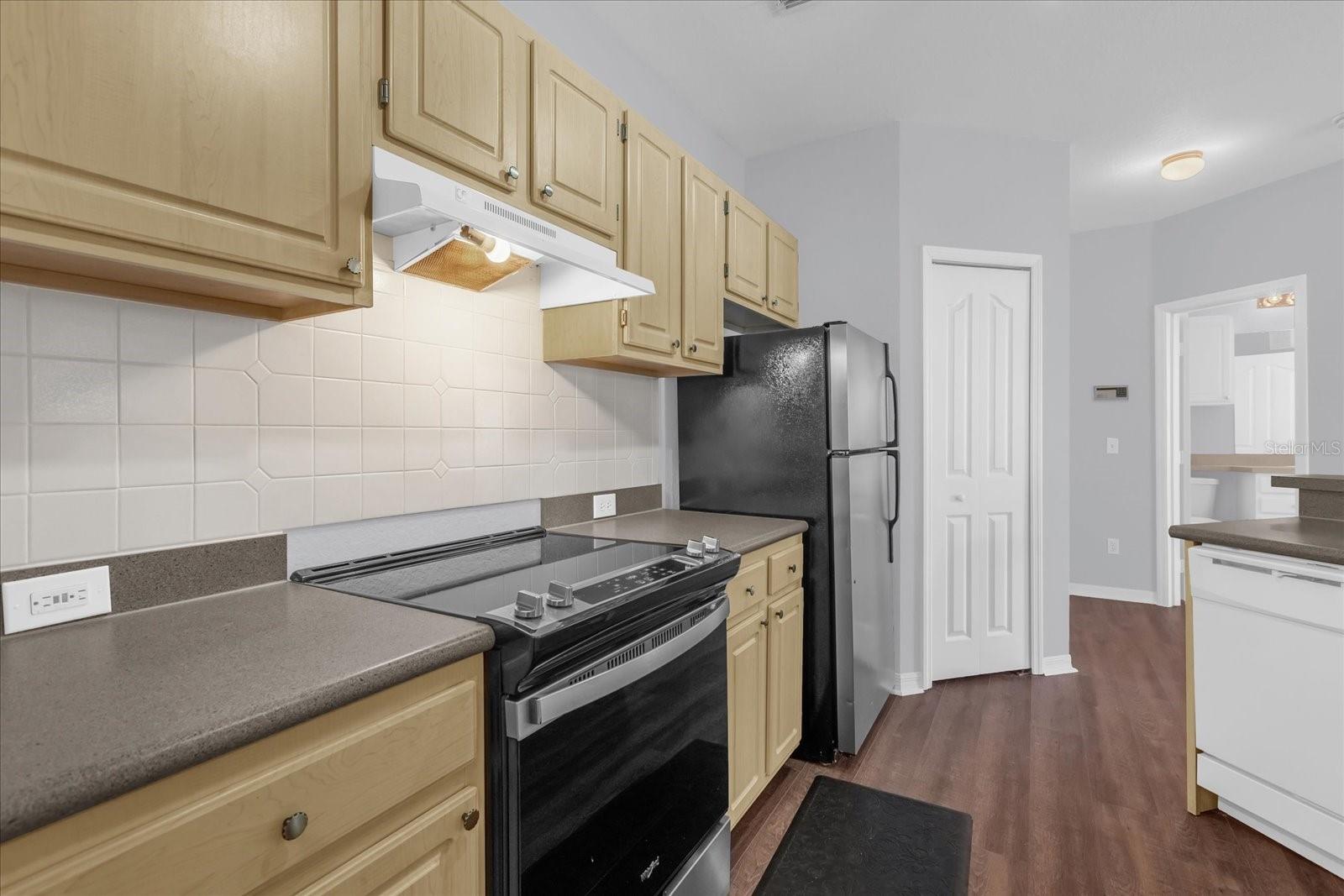 BELLA TERRA BLDG 2 - Residential Lease