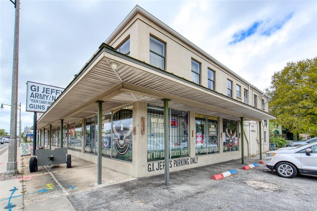 Photo of 936 W International Speedway Boulevard, Daytona Beach, FL 32114 (MLS # O6390497)