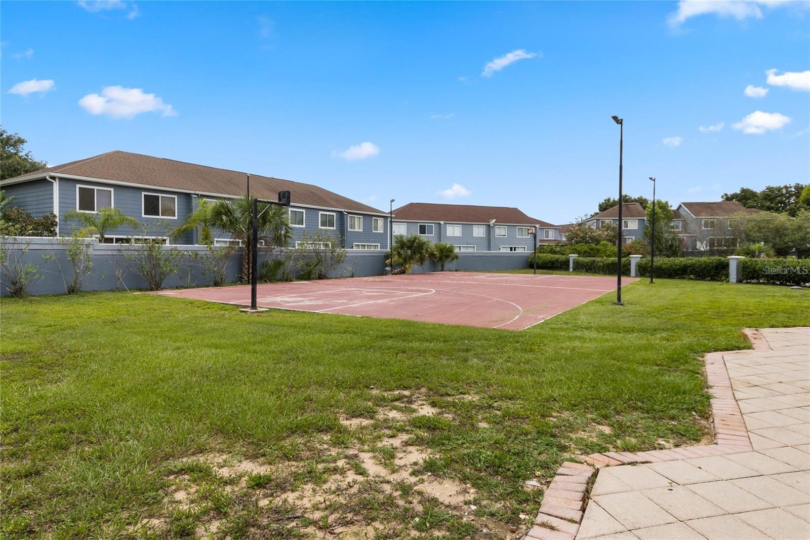 ISLAND CLUB WEST PH 02 - Residential Lease