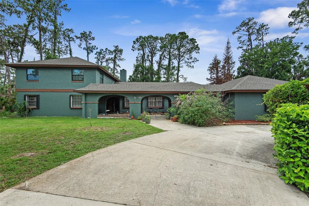 Photo of 326 Wellington Drive, Palm Coast, FL 32164 (MLS # FC318782)