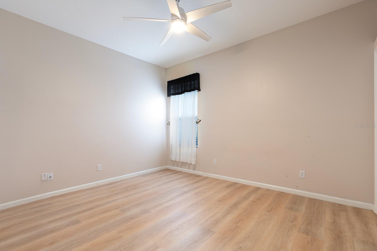 LAKE LOUISA HIGHLANDS PH 02 A & B LT 60 - Residential