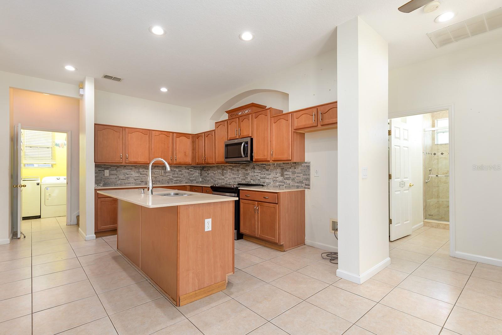 LAKE LOUISA HIGHLANDS PH 02 A & B LT 60 - Residential