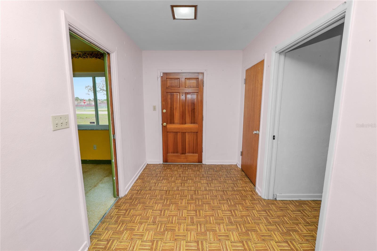 800 E CANFIELD STREET