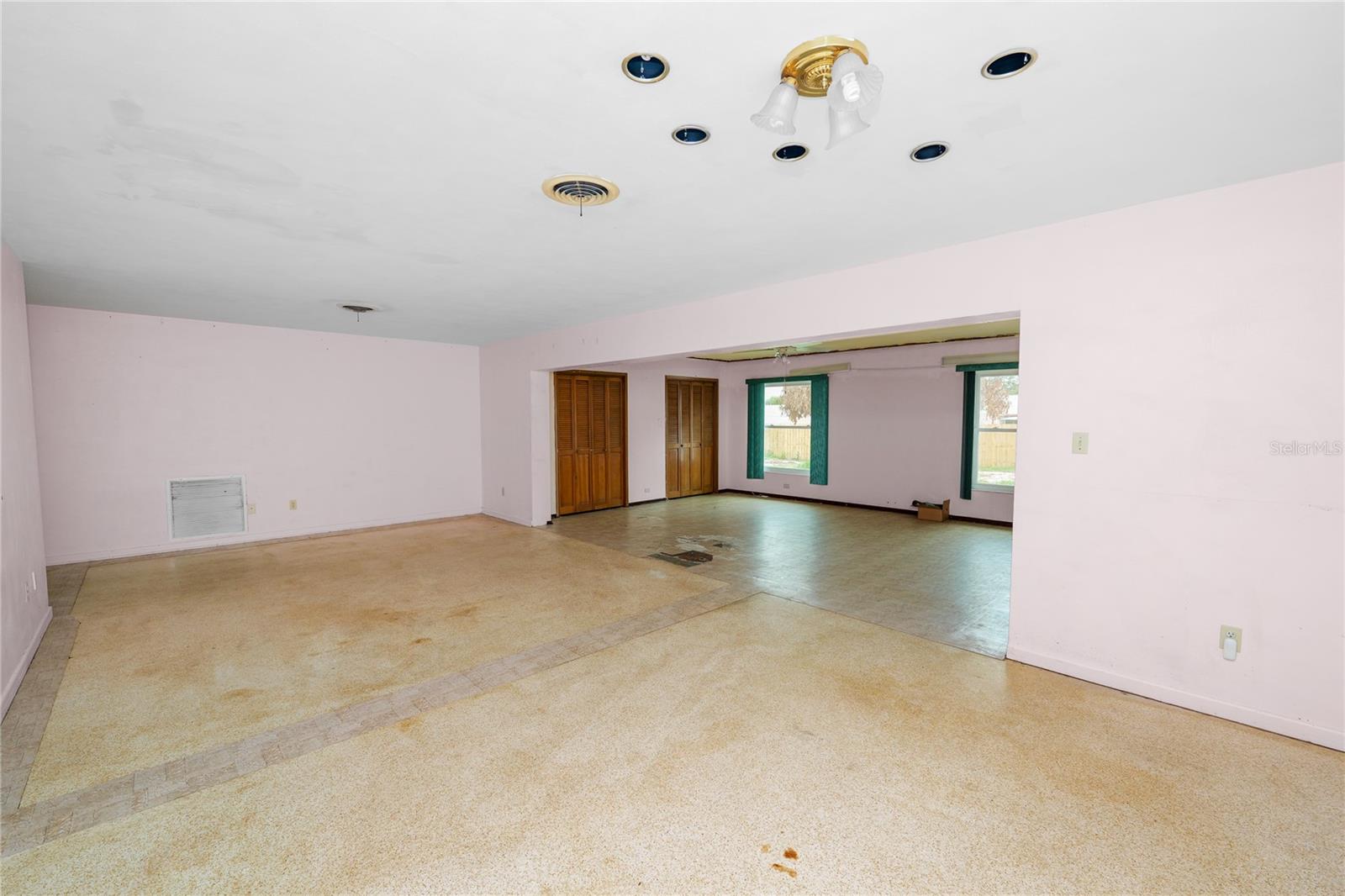 LOTELA TERRACE 2ND ADD - Residential