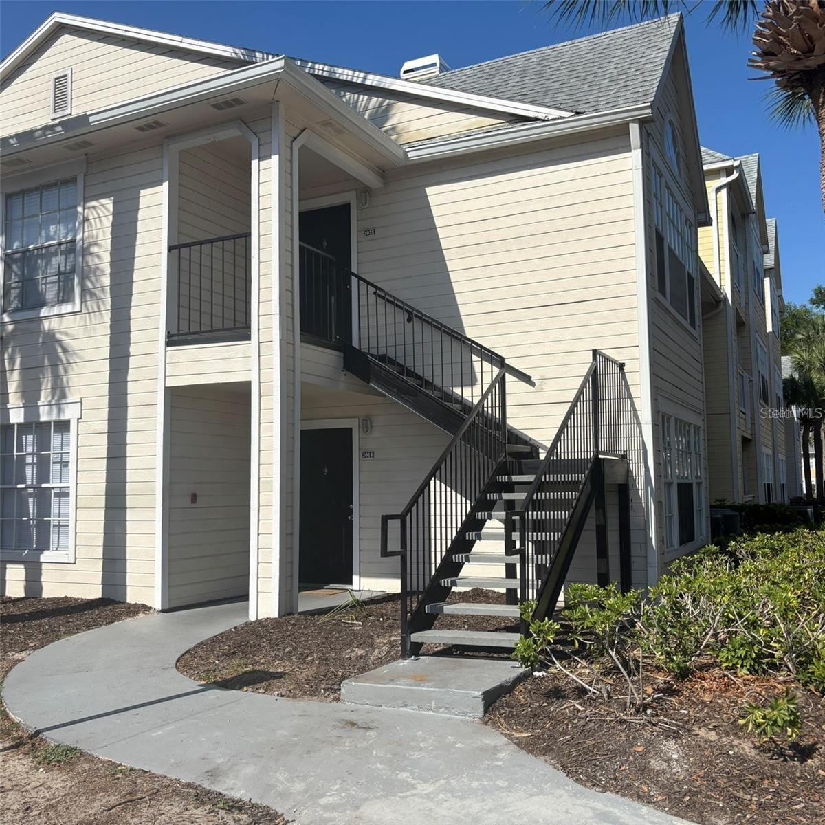 Pool View Condo in Gated Tradewinds Community – Metrowest
Welcome to this light and bright 2-bedroom, 2-bathroom first-floor unit with a relaxing pool view from your private patio.
Updated Kitchen with Real Stone Countertops, Wood Cabinetry, Partially Redone Bathrooms and Recently Updated Appliances!
The spacious layout features large walk-in closets and an open design perfect for everyday living.
Tradewinds is a resort-style gated community offering an abundance of amenities including:
Clubhouse with 2 pools and spas
Fitness center
Tennis and racquetball courts
Outdoor gazebo with summer kitchen & grills
Car wash area
Beach park and more
Centrally located in the heart of Metrowest, you’ll enjoy close proximity to shopping, dining, schools, medical facilities, major roadways, and employment centers.
This condo is a must-see for anyone seeking comfort, convenience, and resort-style living.
Buyer to verify all facts, HOA rules, and regulations independently during due diligence.