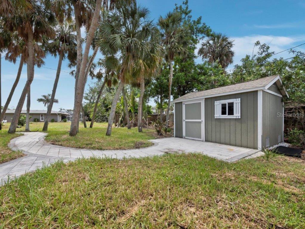 SAINT ARMANDS DIV JOHN RINGLING - Land