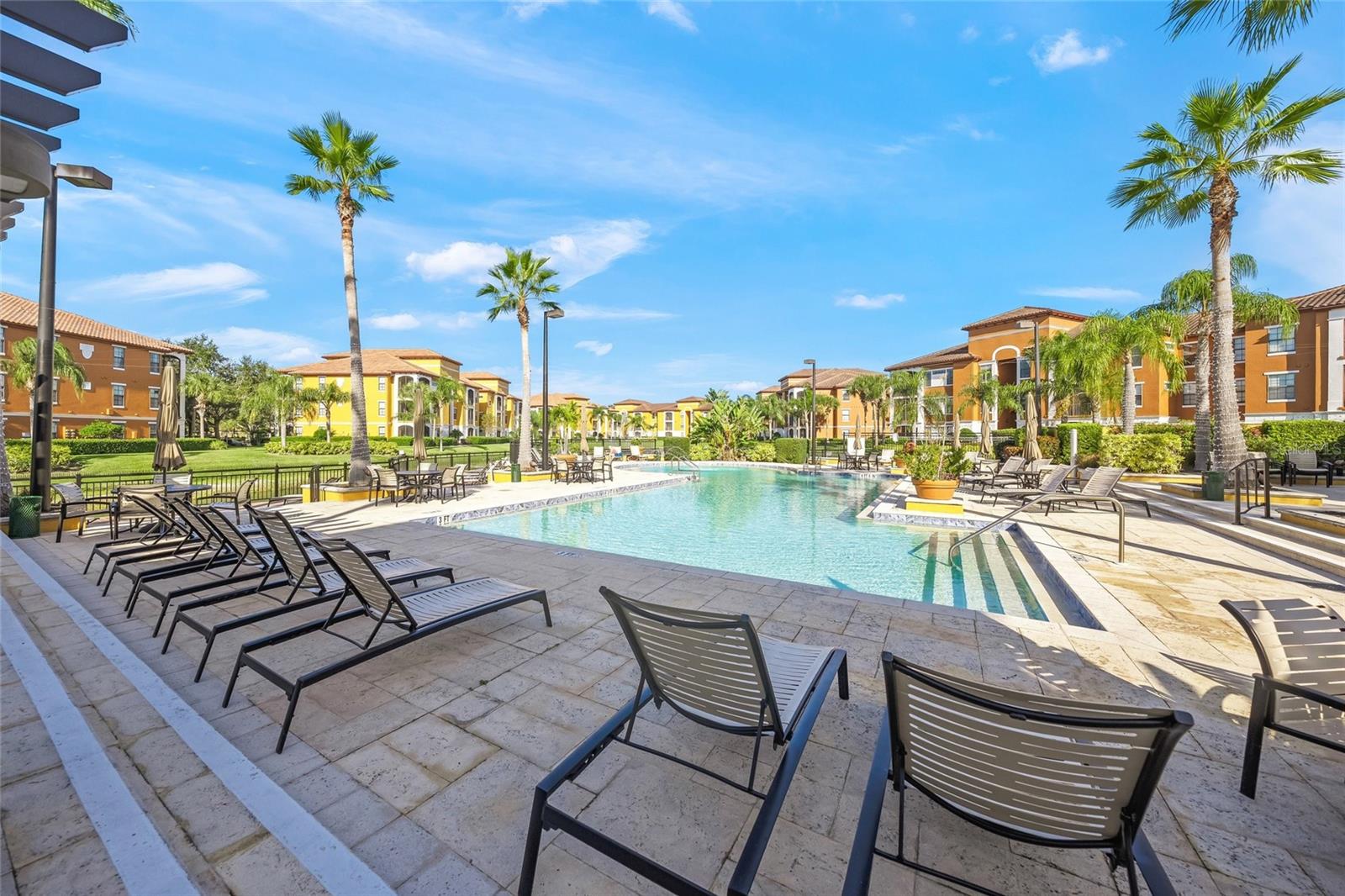 SERENATA SARASOTA - Residential