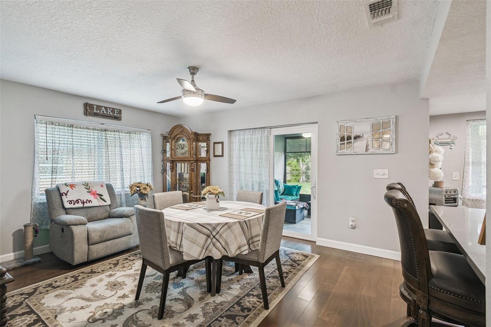 PARK LAKE ESTATES - Residential