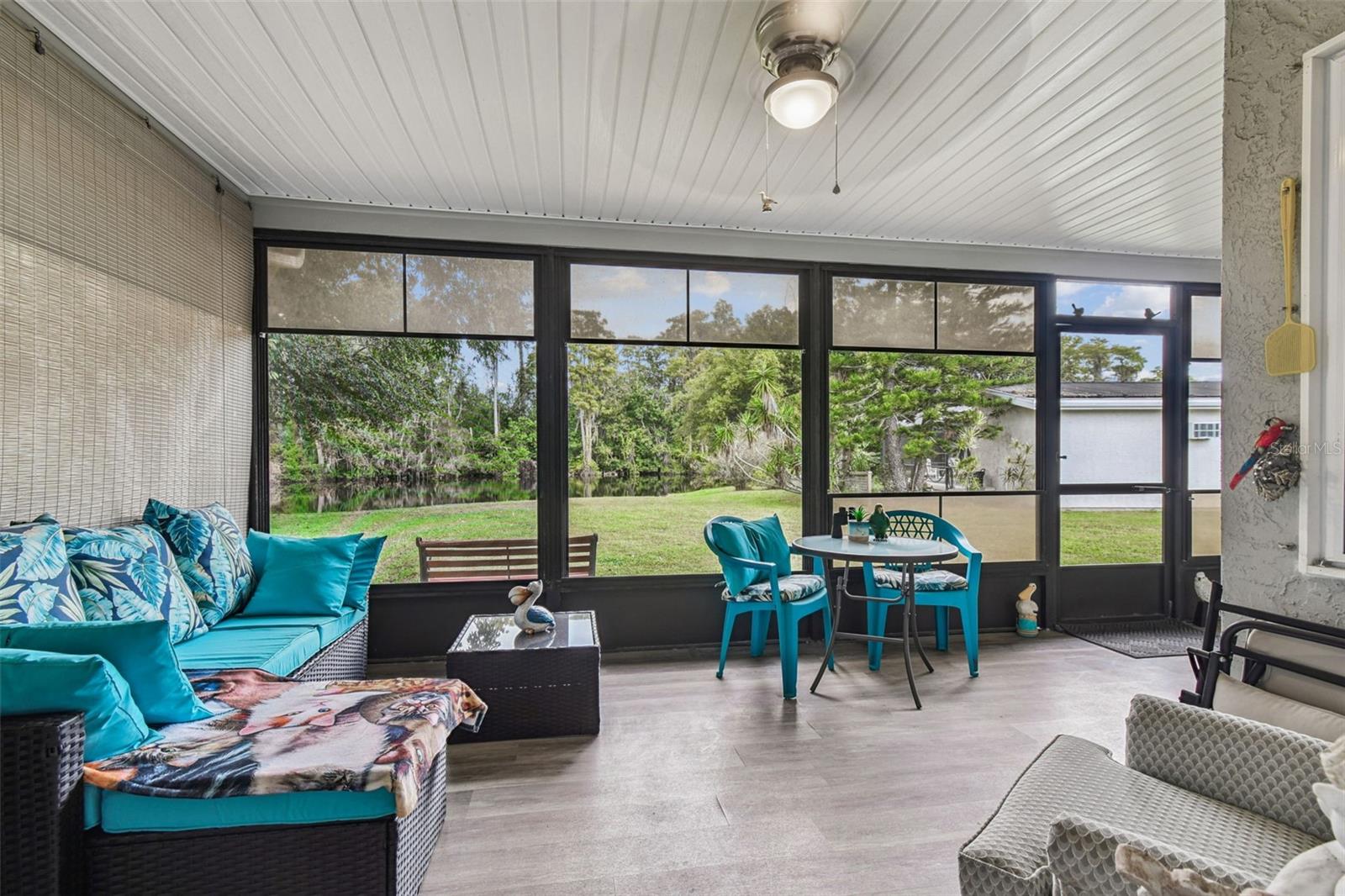 PARK LAKE ESTATES - Residential