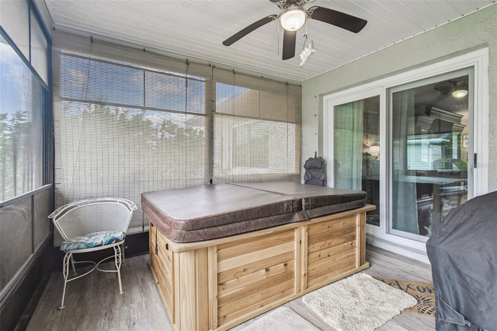 PARK LAKE ESTATES - Residential