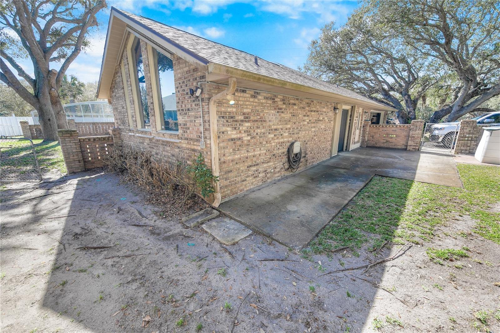 SEA DUNES - Residential