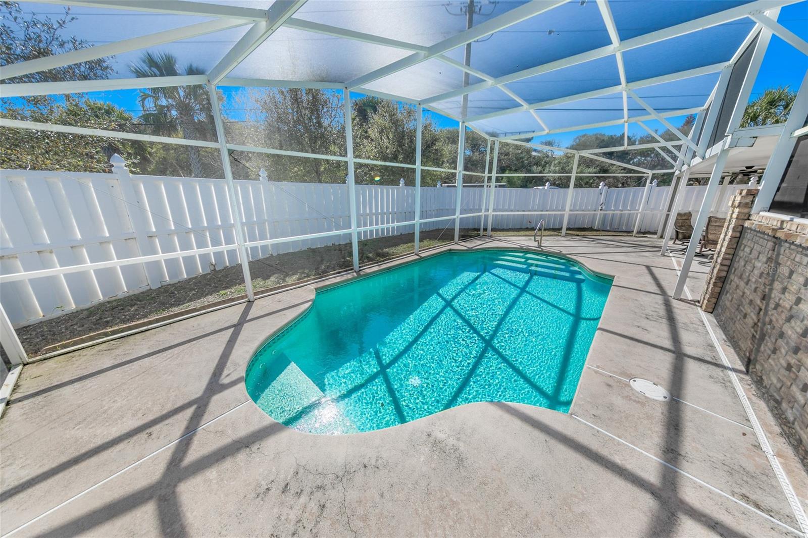 SEA DUNES - Residential