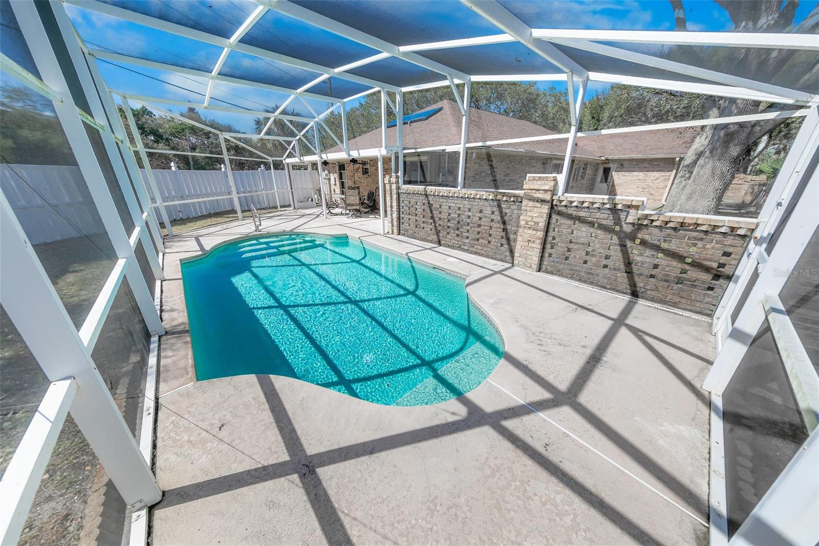 SEA DUNES - Residential