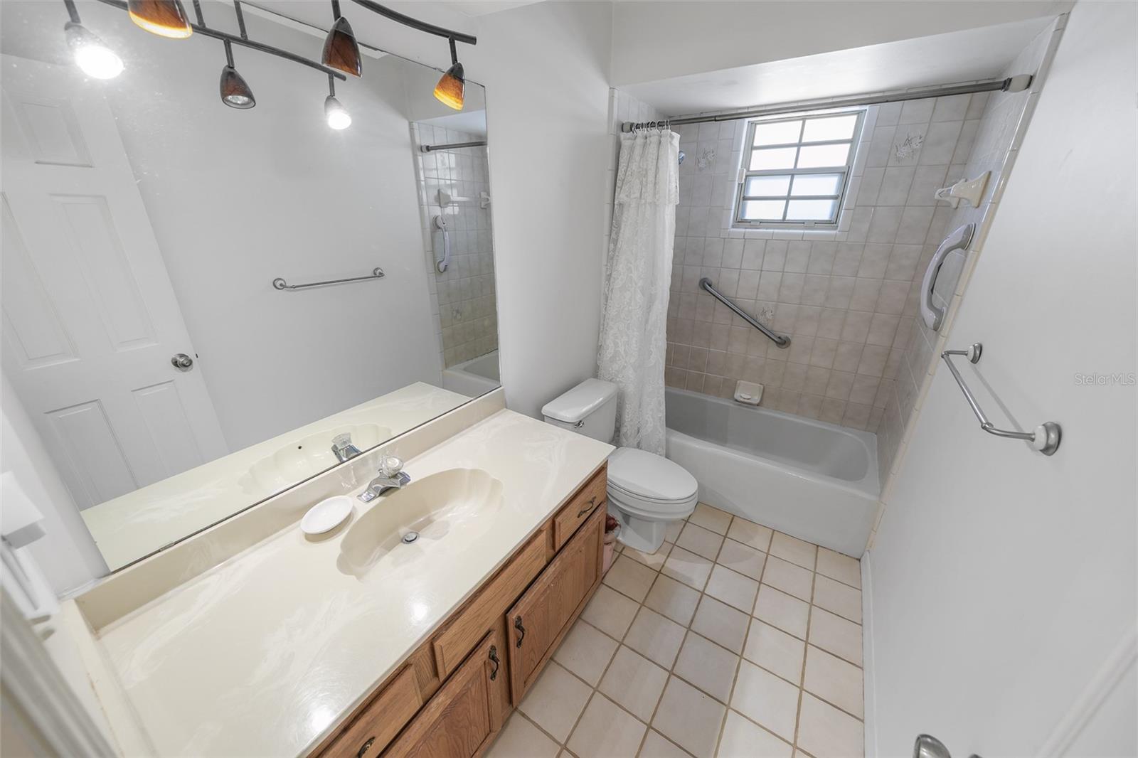 SEA DUNES - Residential