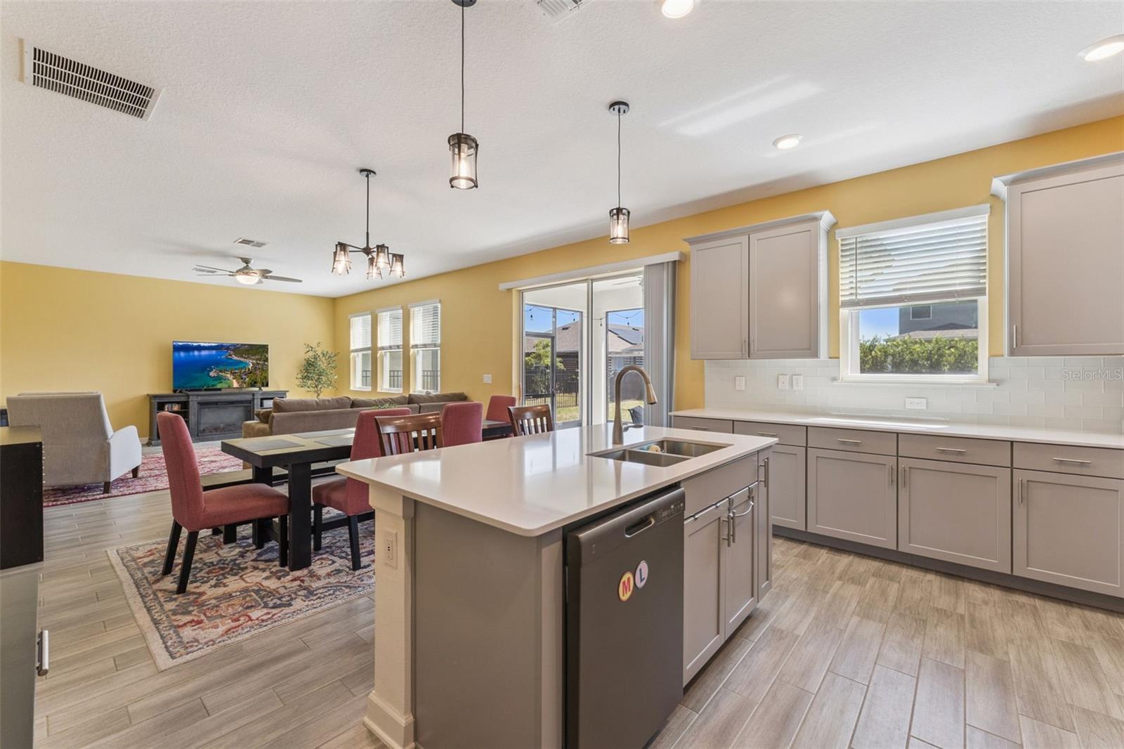 STOREY PK-PCL K PH 1 - Residential