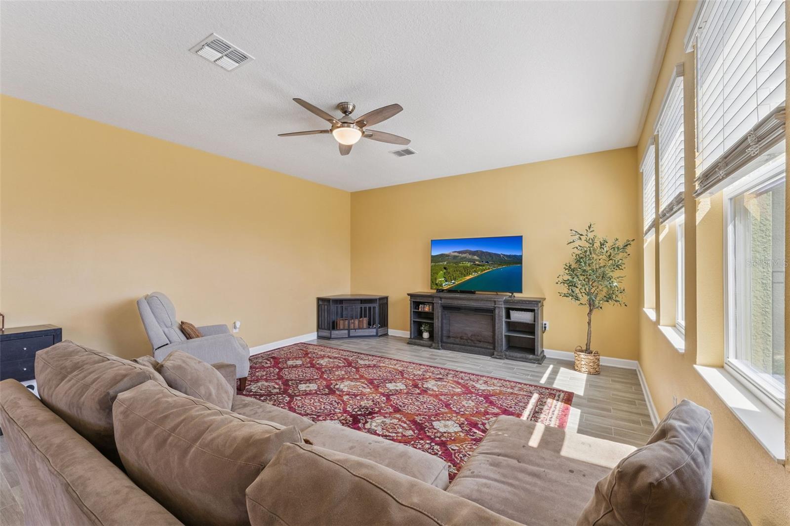 STOREY PK-PCL K PH 1 - Residential