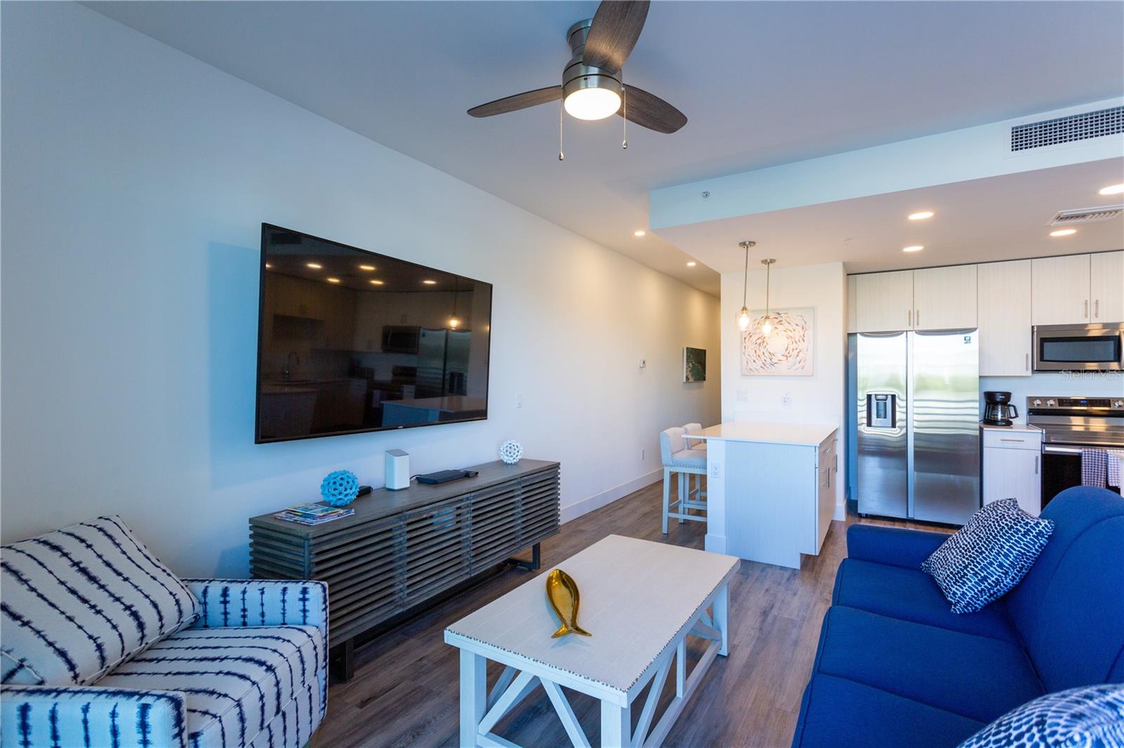 THE STRAND OF SARASOTA - Residential