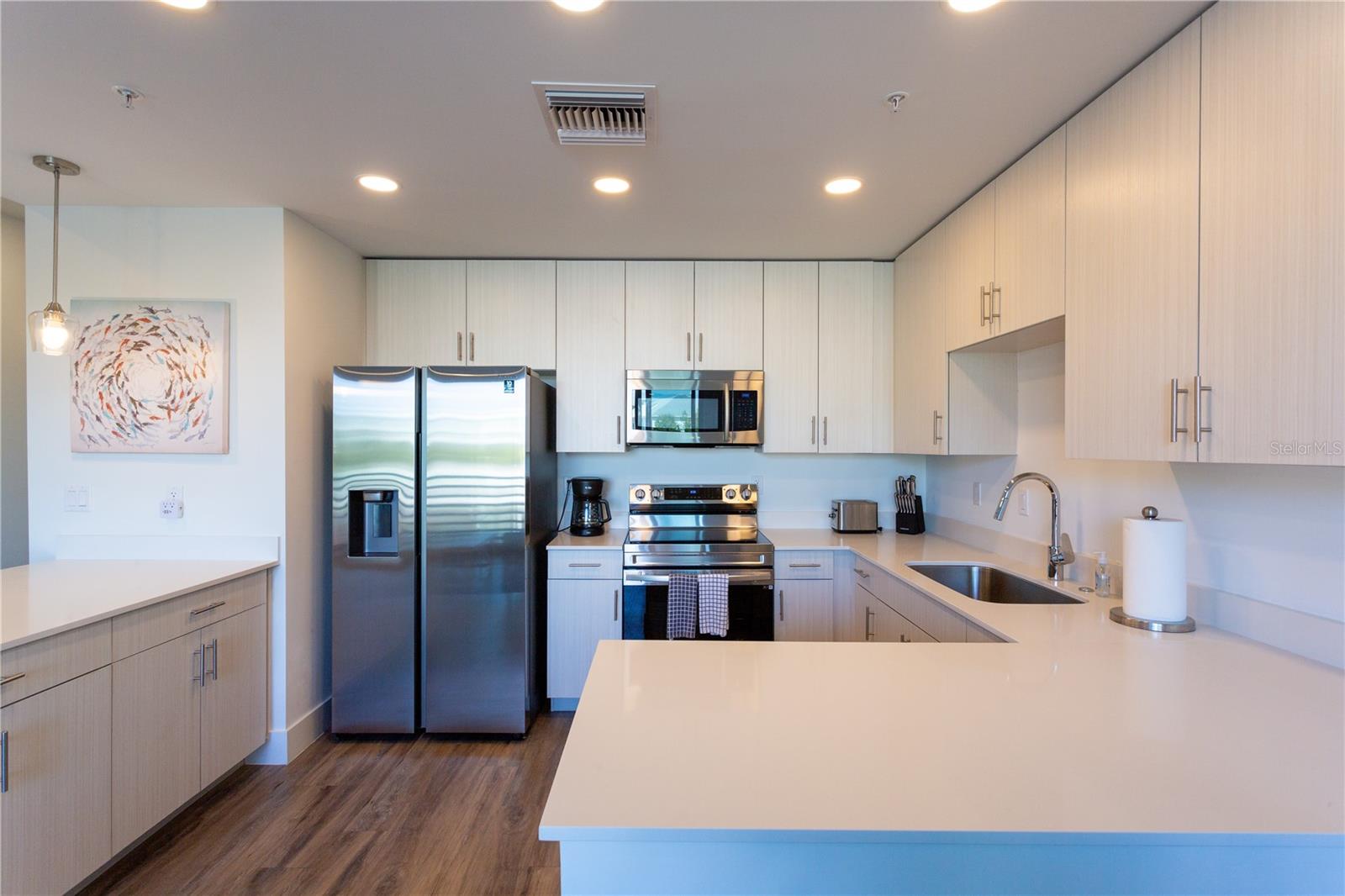 THE STRAND OF SARASOTA - Residential