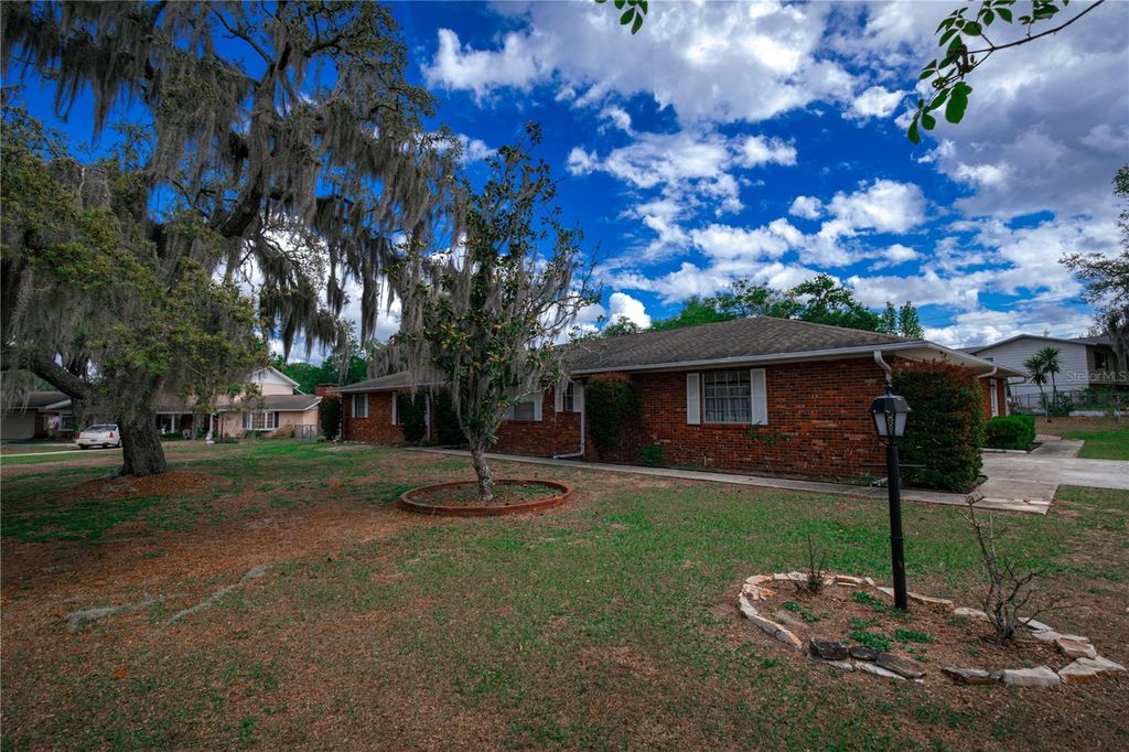 Photo of 3618 Royal Court N, Lakeland, FL 33812 (MLS # L4960759)