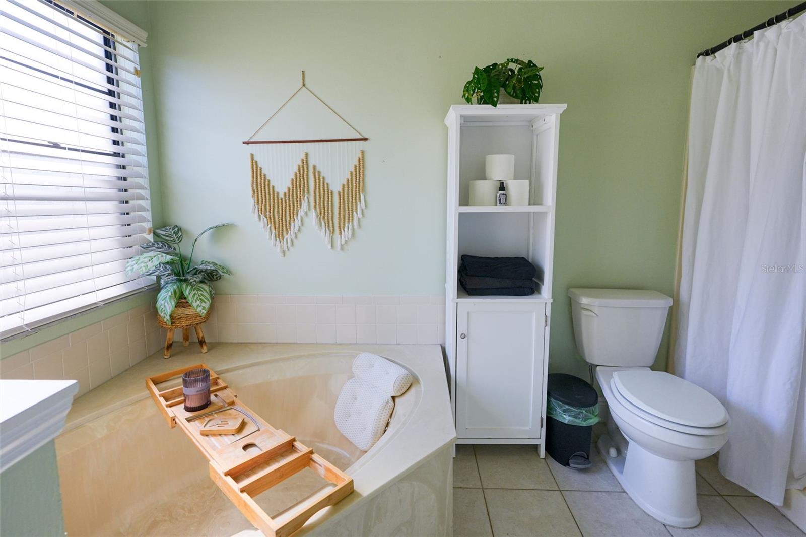 BLOOMINGDALE SEC F F - Residential