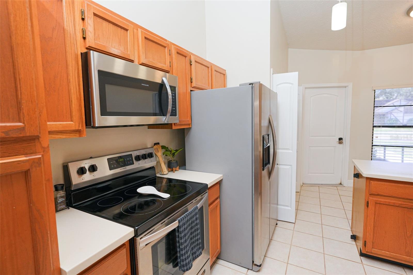 BLOOMINGDALE SEC F F - Residential