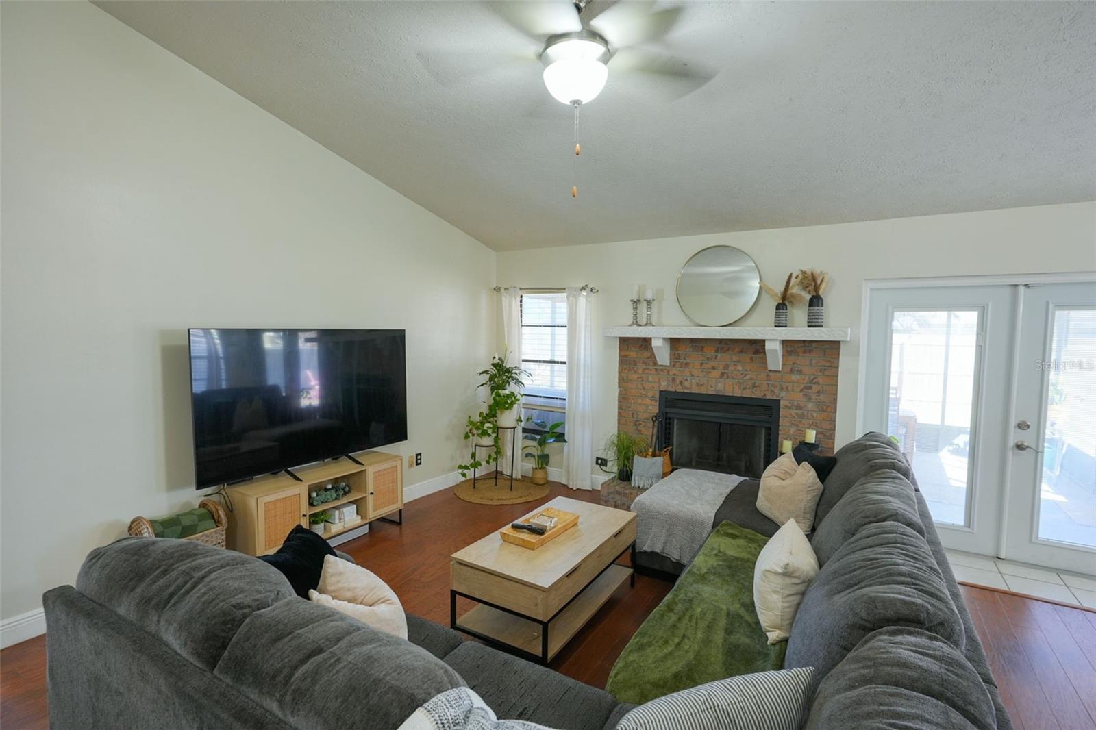 BLOOMINGDALE SEC F F - Residential