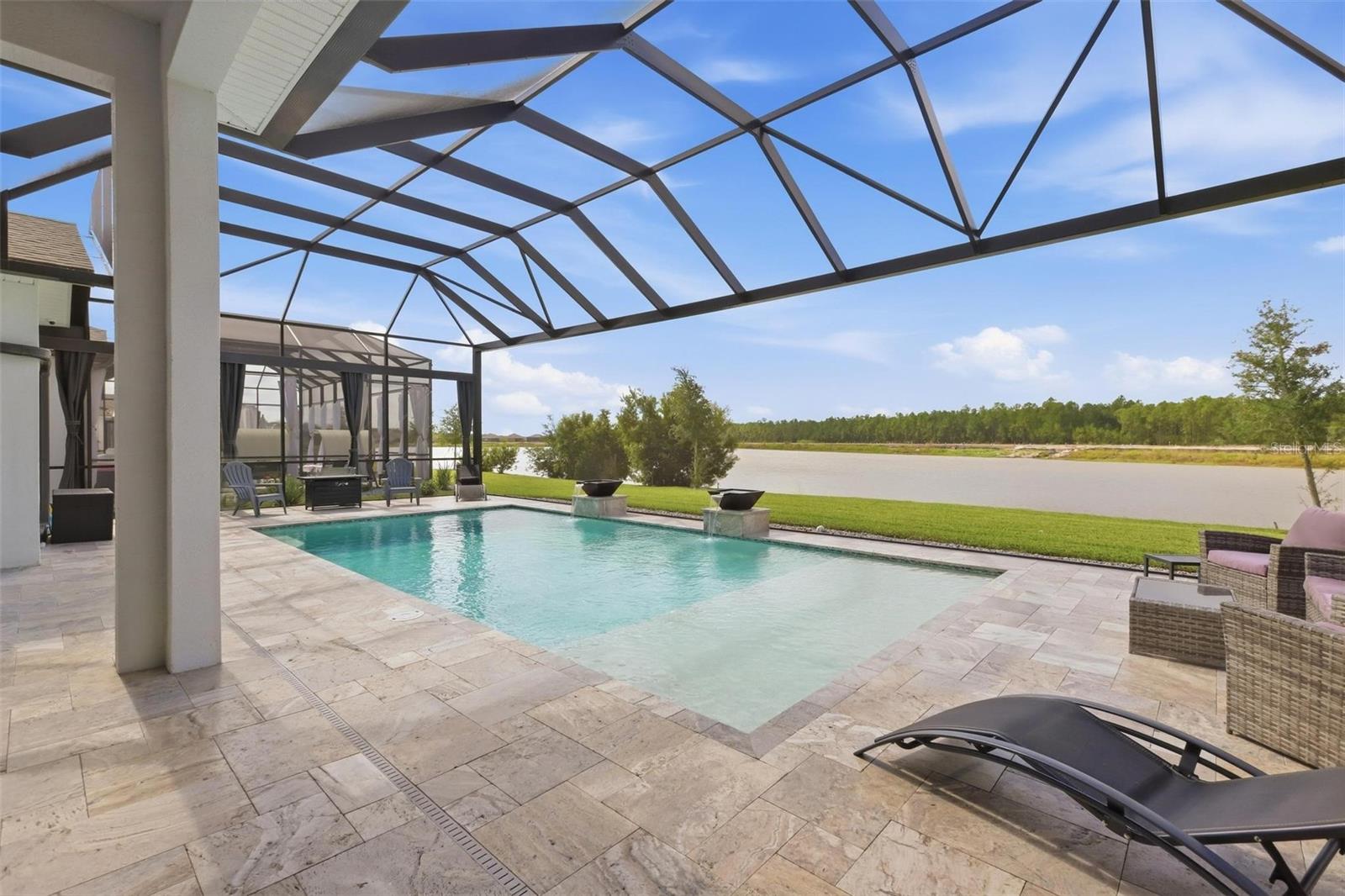 409 MOSAIC BOULEVARD