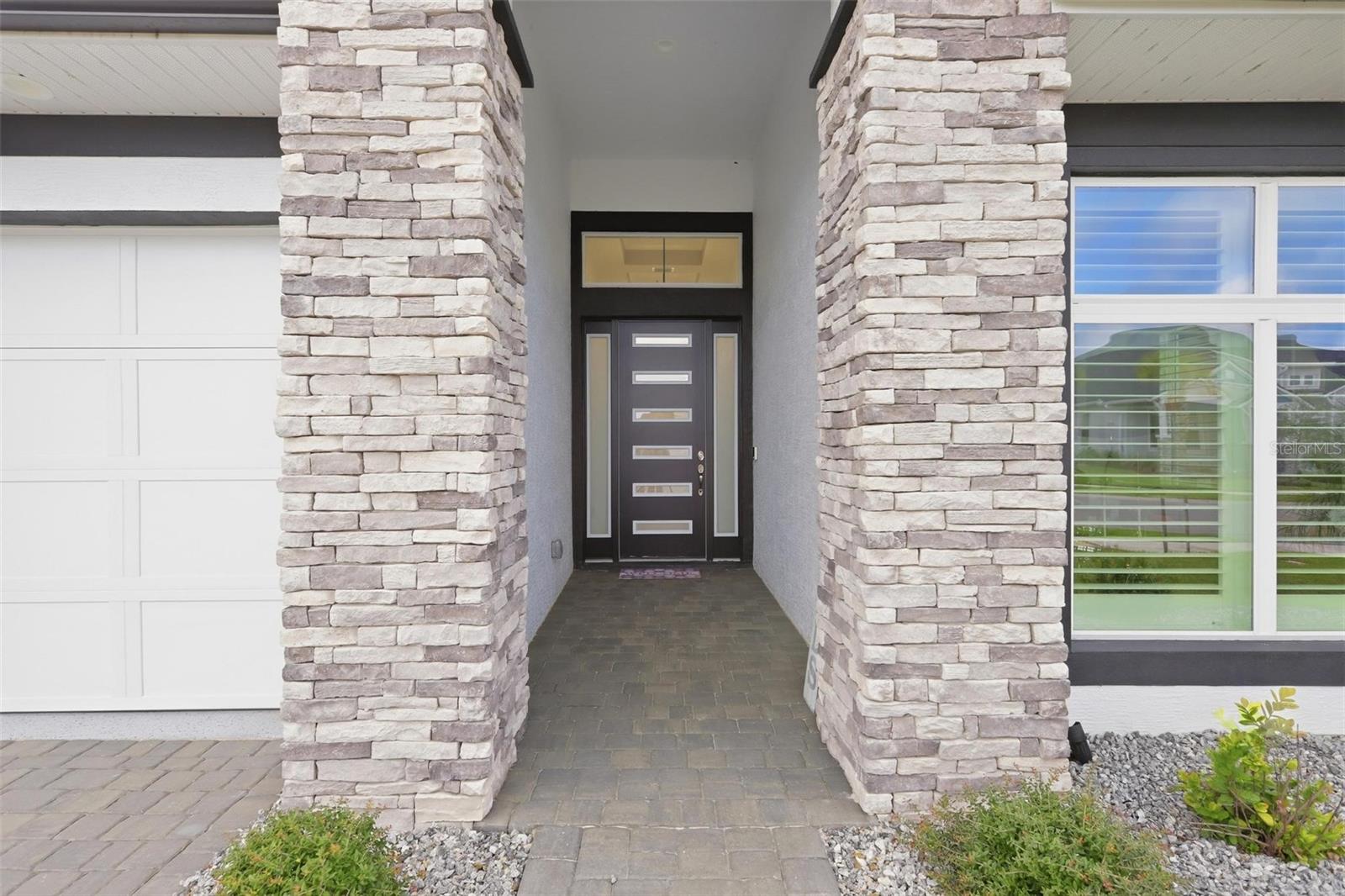 409 MOSAIC BOULEVARD